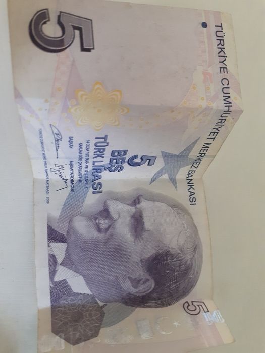 Продам  Срочно купюру  5000тг