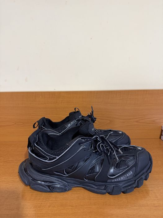 Balenciaga Track