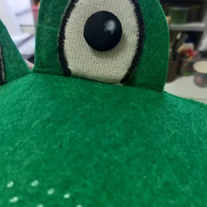 Продам игрушка  -перчатка