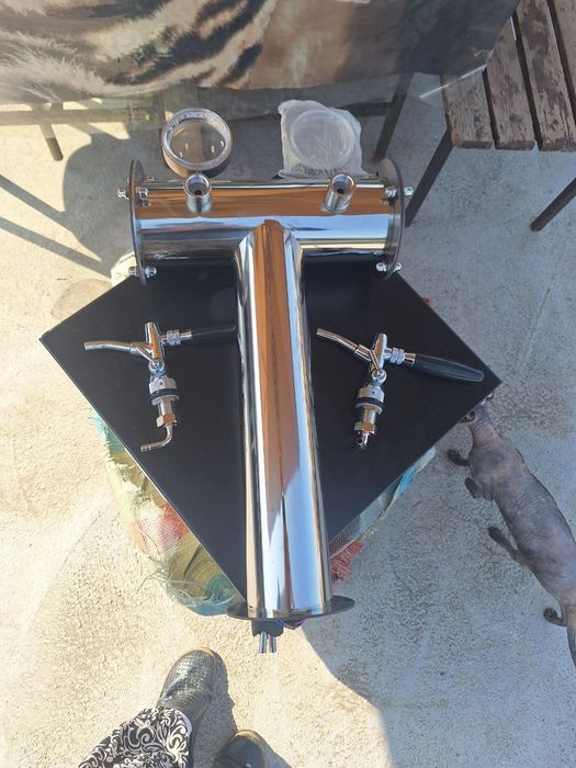 Апарат для розлива пива . На два сорта. В полном комплекте кроме газ