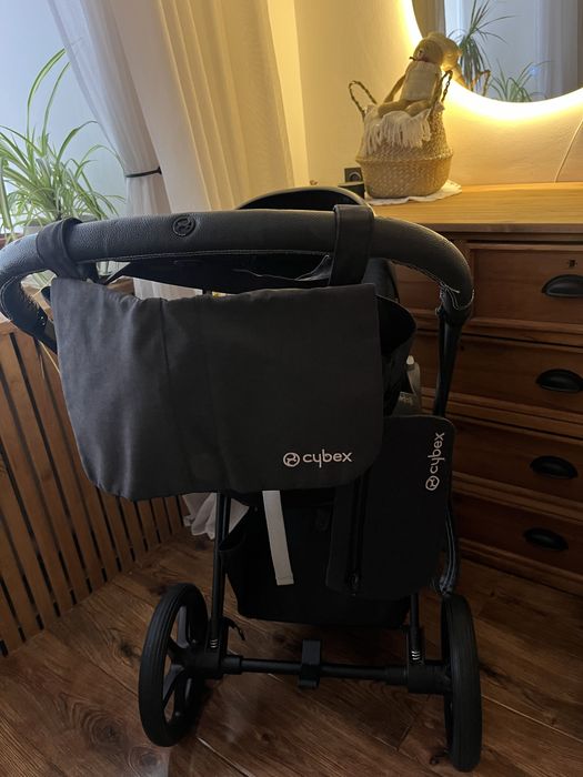 коляска Cybex Priam (прогулочный блок и автолюлька)