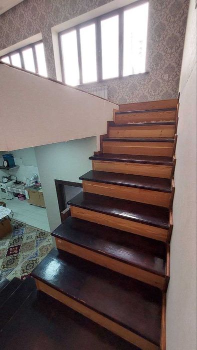 Просторный 2-этажный дом под офис, без посредников