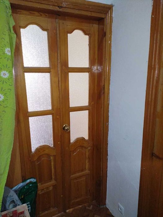 двери межкомнатные деревянные б/у
