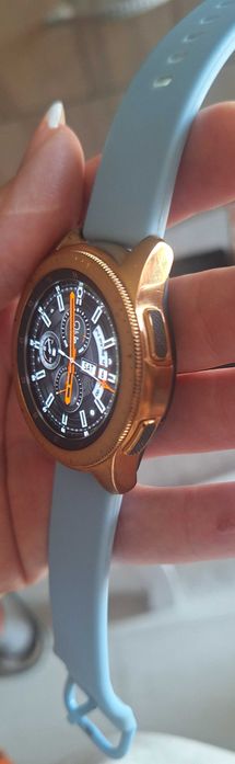 Смарт часовник Samsung Galaxy watch