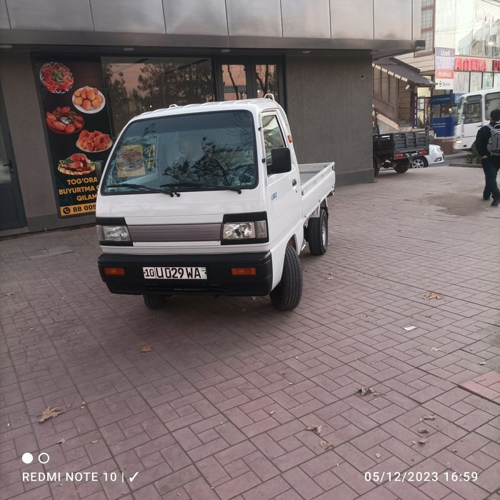 Moshina kirasakasi tozza