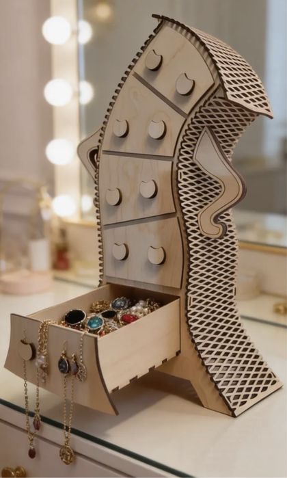 Мини шкаф за бижута и аксесоари