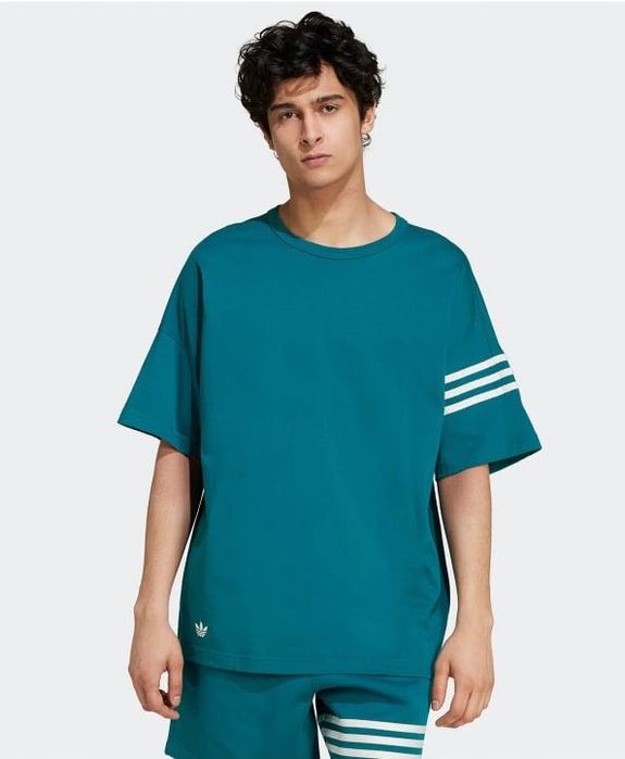 Нова тениска Adidas Originals neo classic