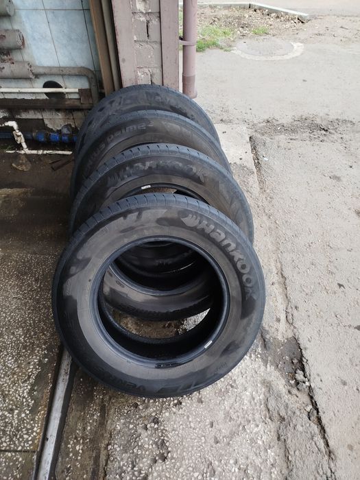Продам резину на авто