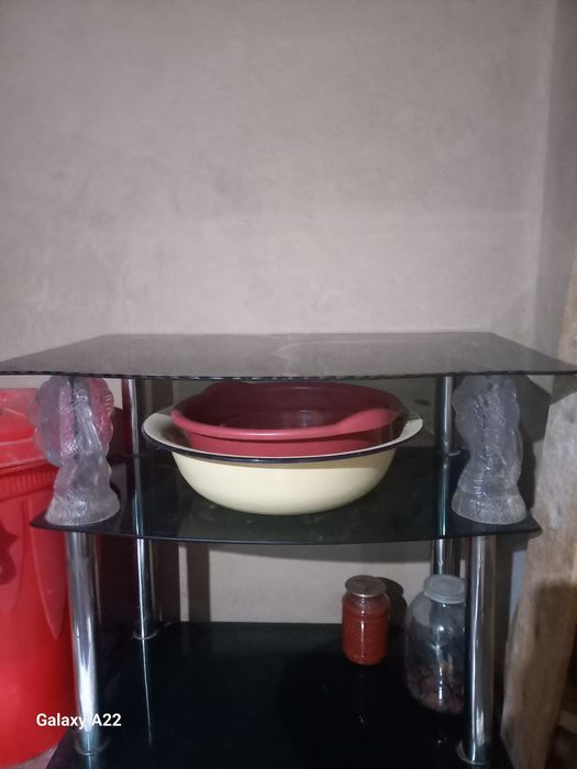 Televizor quyadigan pastafka sotiladi