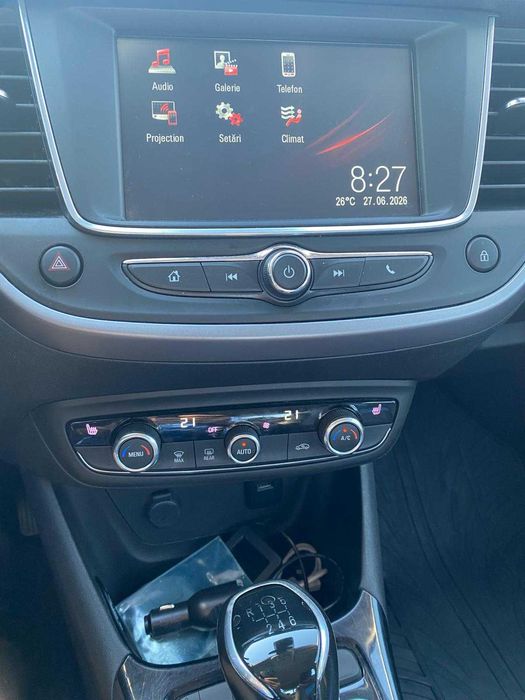 Opel Crossland X 1199 cm* 96 KW E6 57000 km 2019