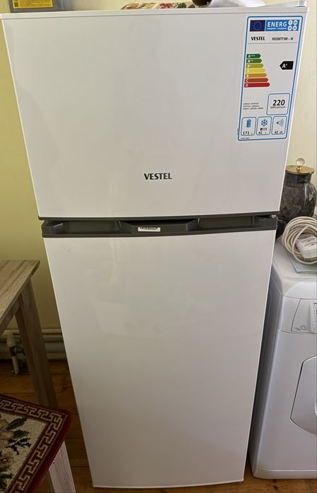 Холодильник Vestel продается