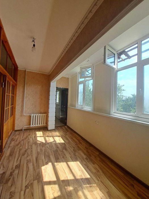 Квартира 2 хонали (3 х), 2-этаж, Қора-қамиш 2/3.  62 кв.м. Ремонт яхши