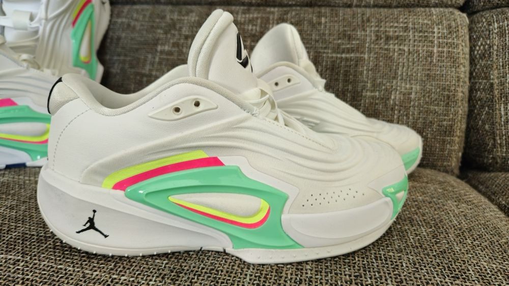 Jordan - Luka Doncic Luka 3 "Photo Finish"