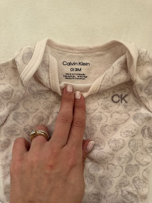 Set 4 body Calvin Klein CK 0-3 luni 52-56cm