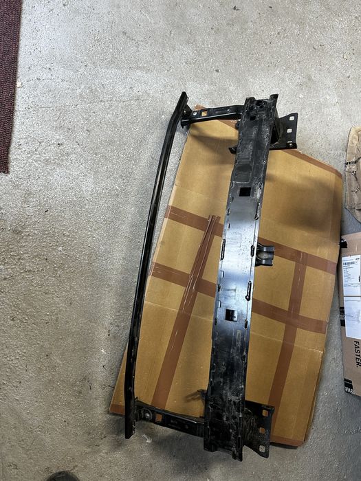 Armătură față skoda scala.cod:KA14896-40-002.