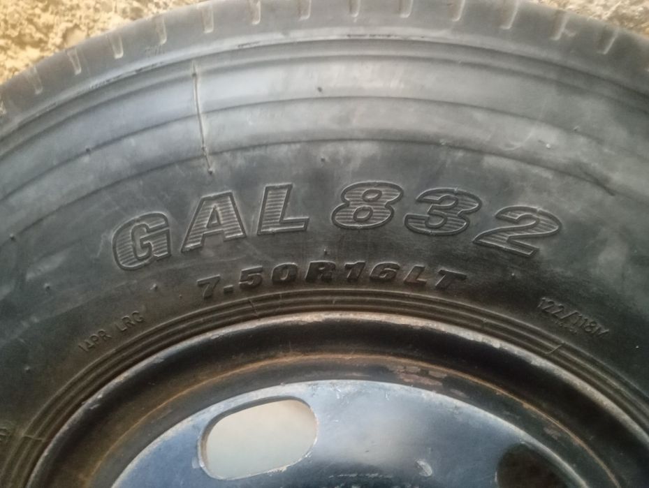 Балон исузи автобус