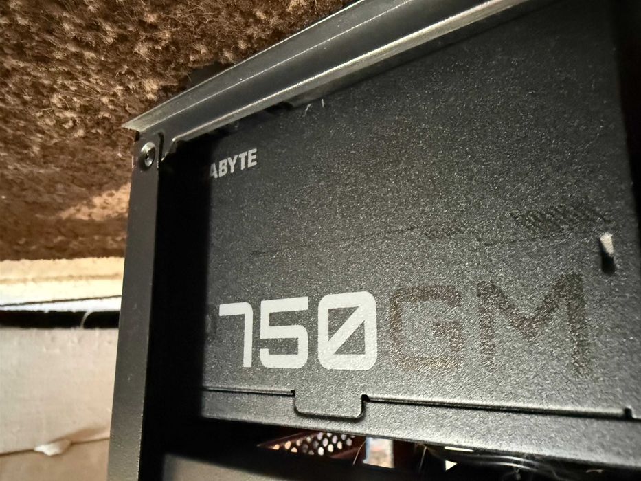 Настолен компютър I5-10400F, RTX 3060 12 GB, AORUS MAINBOARD, RAM 16 GB DDR4