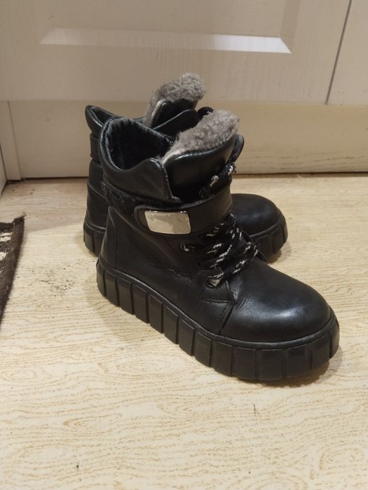 Продам болоньевые теплые штаны