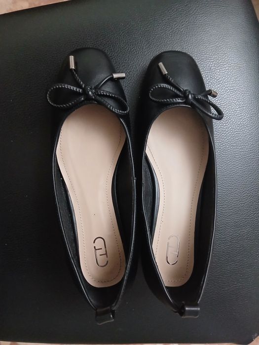 Продам обувь ,размер 36 СРОЧНО!!!