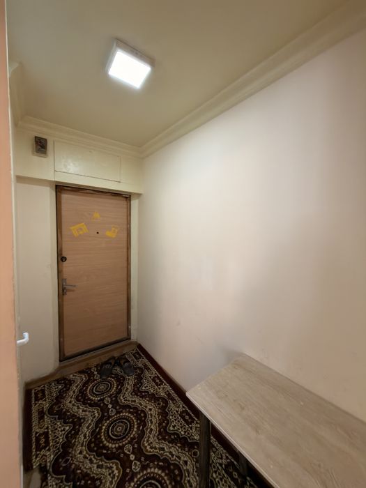 Продаётся уютная 2-комнатная квартира на 1 этаже.