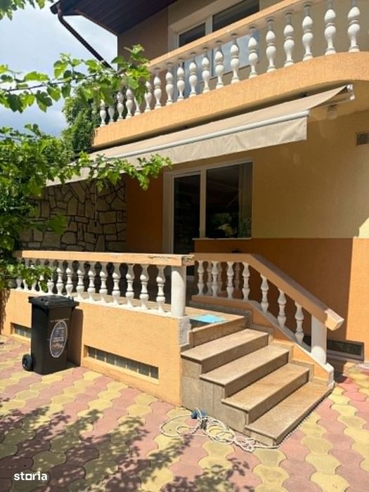 Vila spatioasa Gruia