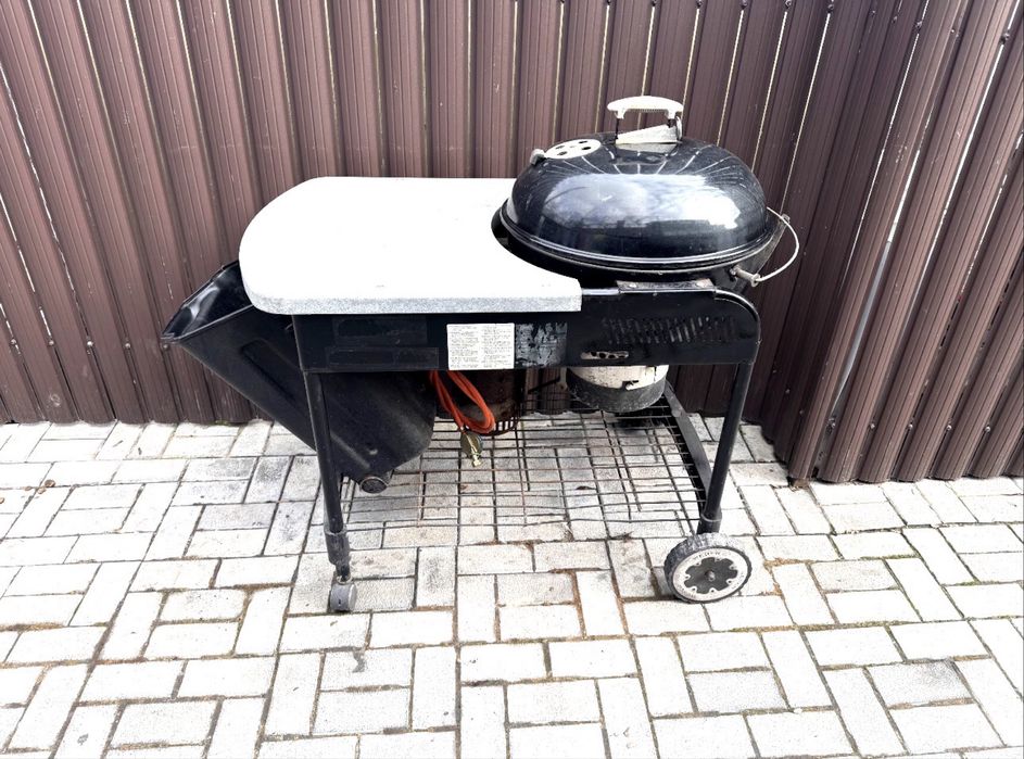 Gratar pe gaz si pe carbuni