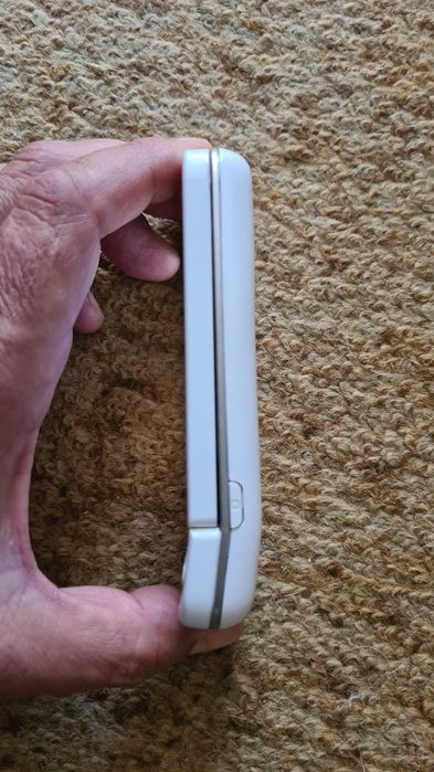 Продавам HTC Dream G1 първият андроид телефон