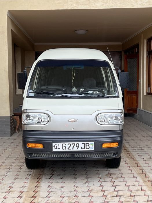 Damas Delux 2,  qaymoq rang,  probegi radnoy