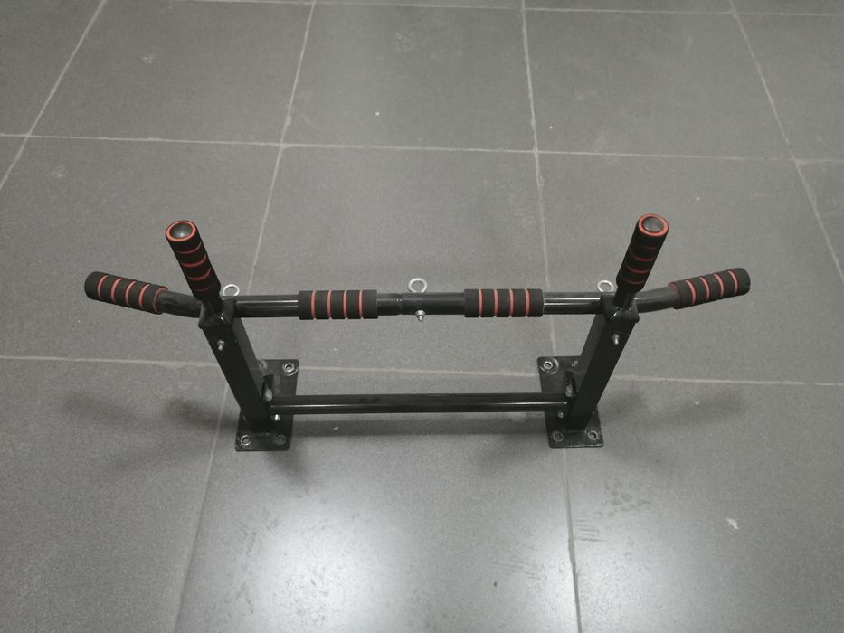 Турник спортивный