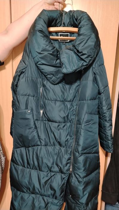 Продам женский пуховик