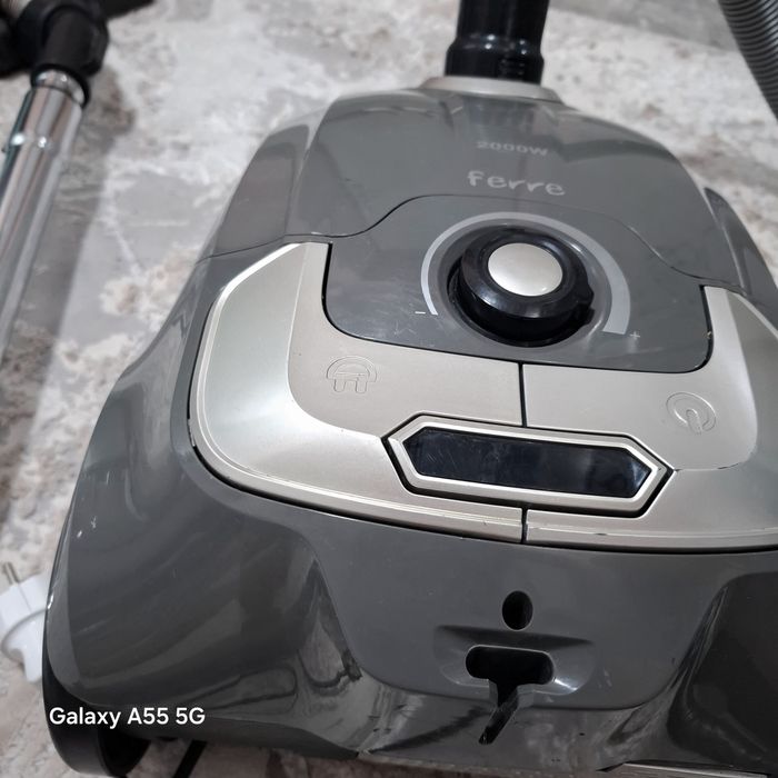 Пылесос Ferre 2000 watt! Мотори  узгартирилмаган, нормально холатда!