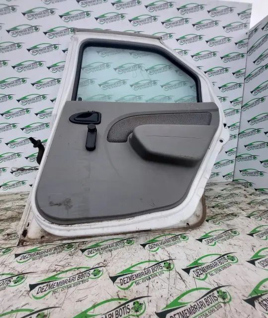 Usa / Portiera spate dreapta Dacia Logan 2005 1.6 MT (87 hp)