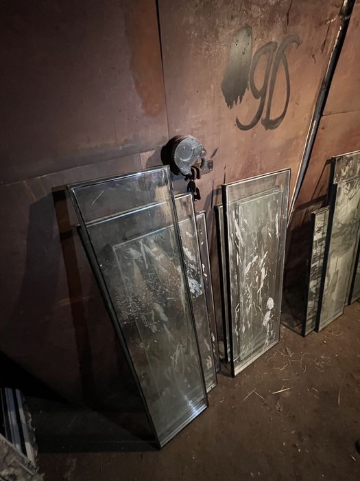 Пластиковое окно и стекла