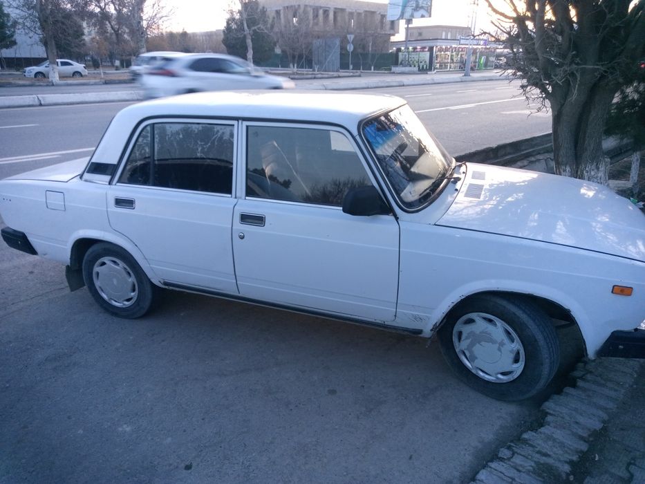 Срочно продаю авто , состояние отличное, полностью на ходу, бензин газ