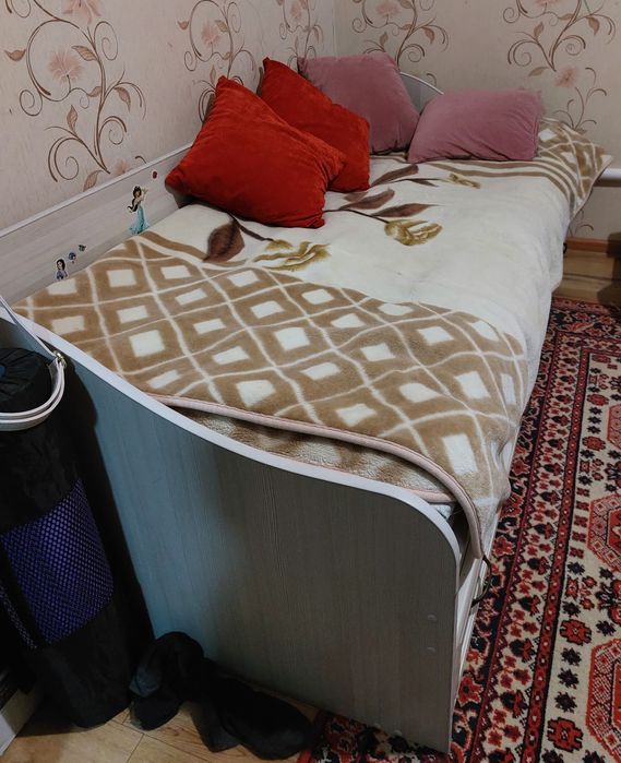 Продаётся подростковая кровать