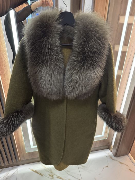 Палто от естествена вълна и естествен косъм