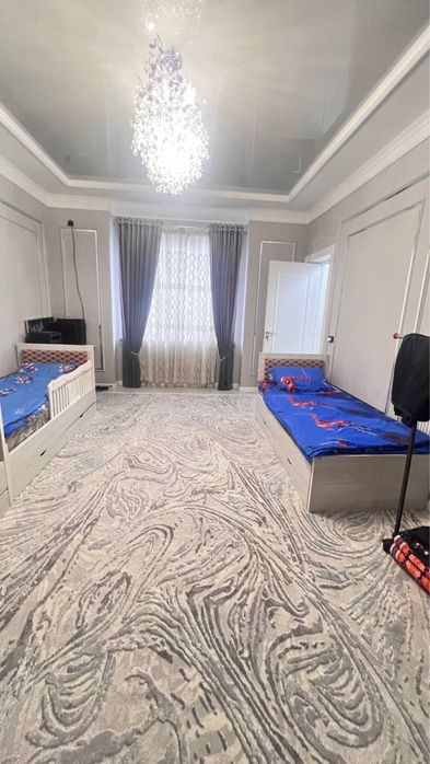 Xovli, 3 etajli, 6 xona