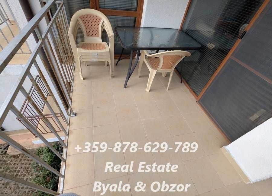 Продава се Тристаен апартамент в Бяла - 103 кв.м за 962 €/кв.м - Снимка #1