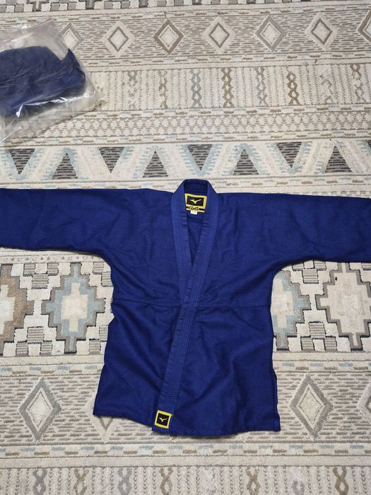 Кимоно для дзюдо размер 1/140 mizuno