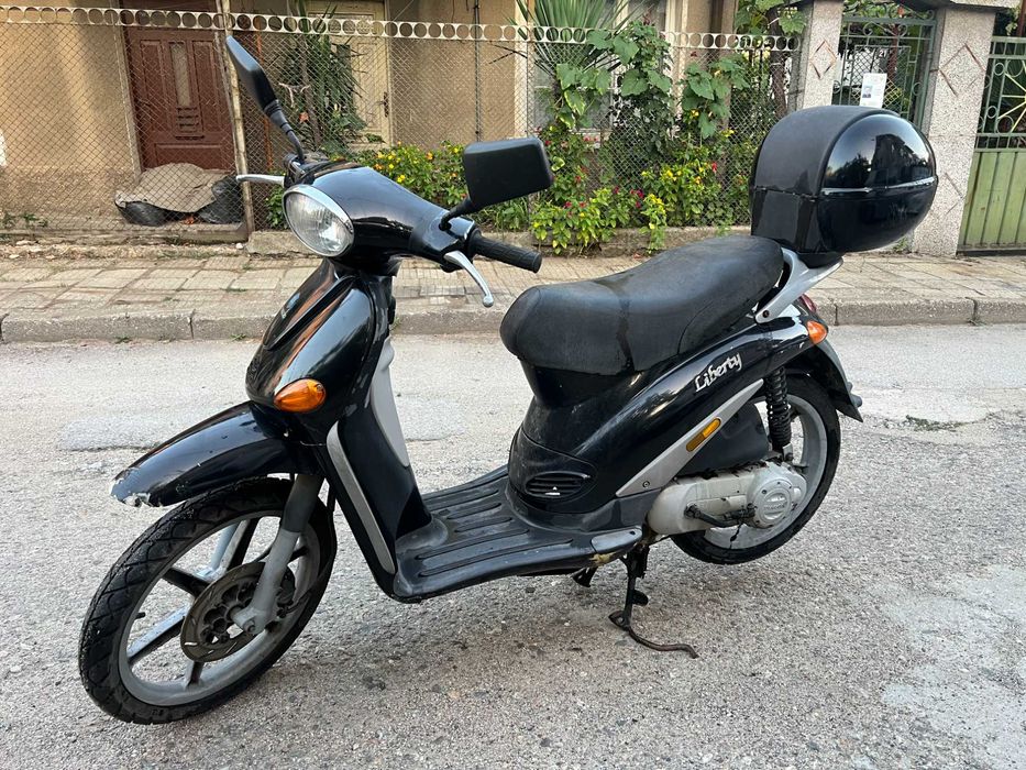 Скутер само на части Piaggio Liberty 125