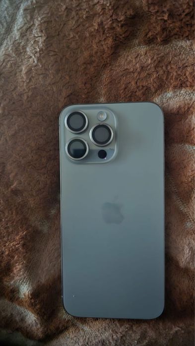 Айфон 15 про мах 256 гб