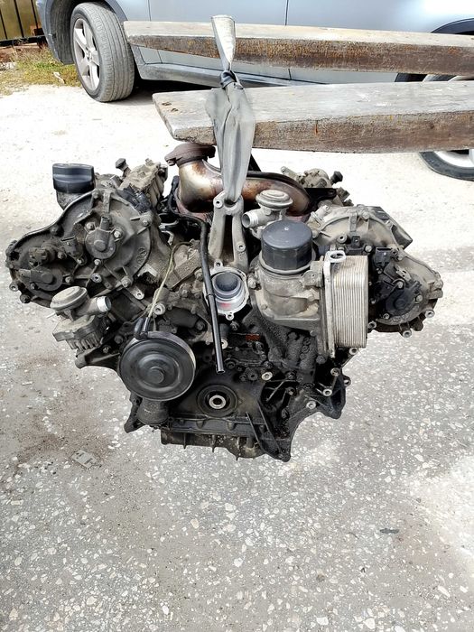 Двигател Мерцедес 350 бензин 272кс