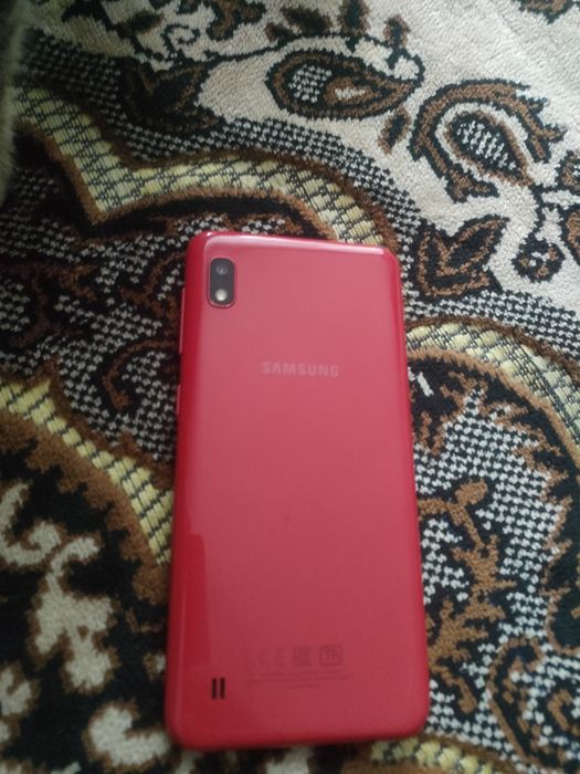 Продам Самсунг в хорошем состоянии