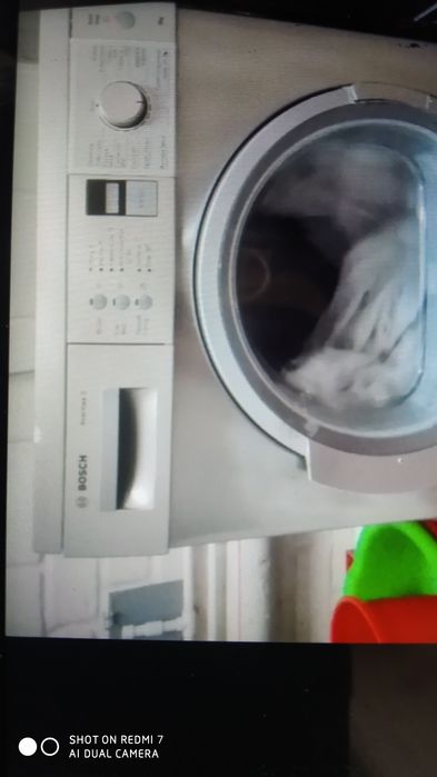 Продам новый электро двигатель  стиральной машины  Bosch