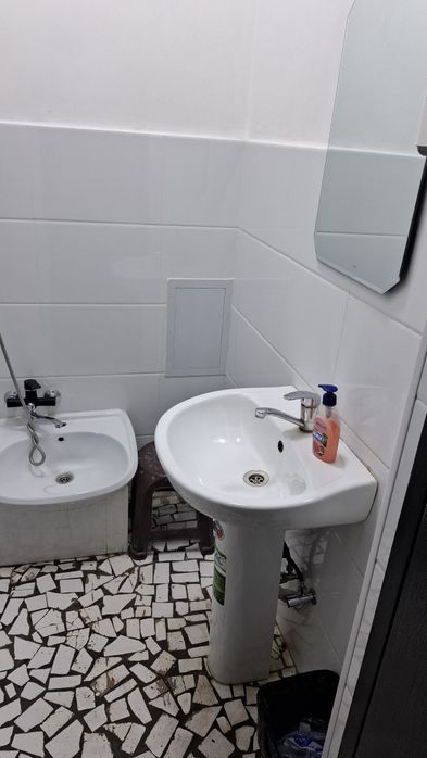 Tayyor o'quv xonasi ijaraga beriladi. M.Ulug’bek metro yaqinida