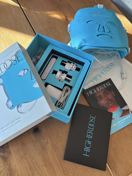 Инфраред LED маски Higher Dose за лице + шия/деколте