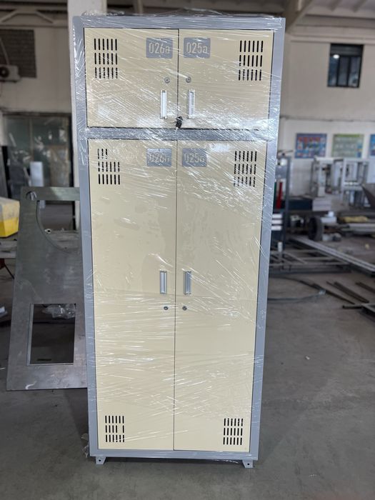 Металлический шкаф