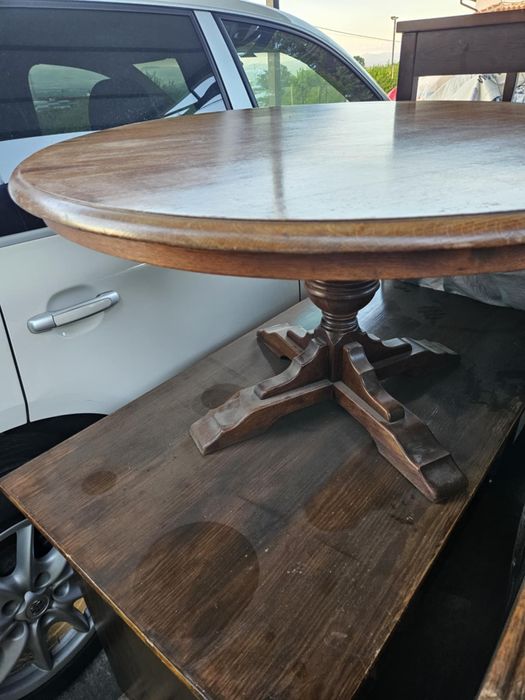 Антични масивни маси,бюро и лампи от Холандия