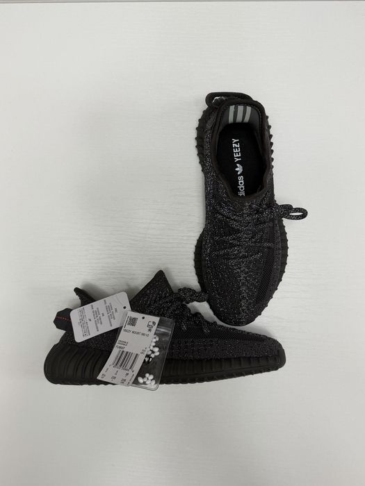 Adidas Yeezy Boost 350 V2 | Black Reflective | 38