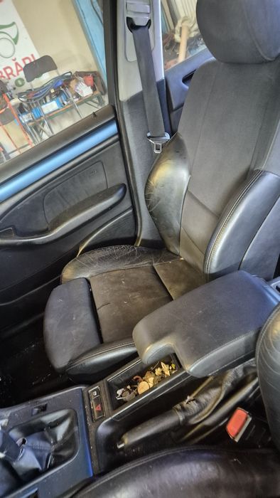 Vând volan bmw e 46